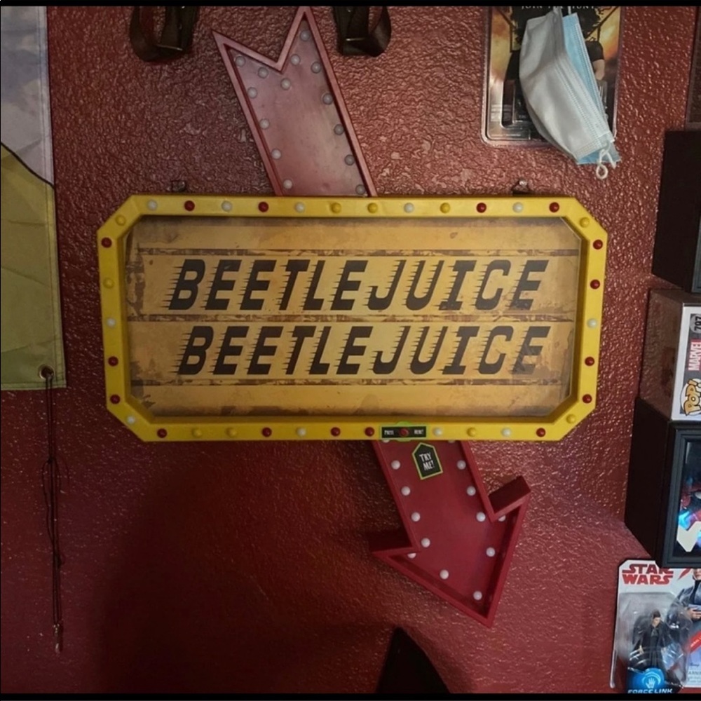 Spirit Halloween :: Bettlejuice Light-Up LED Sign